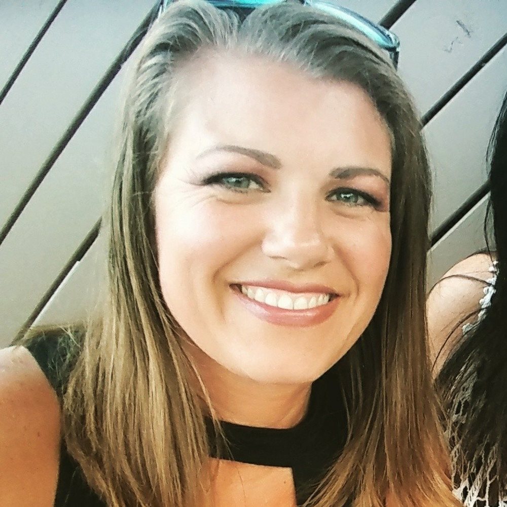 Meet your Posher, Holly